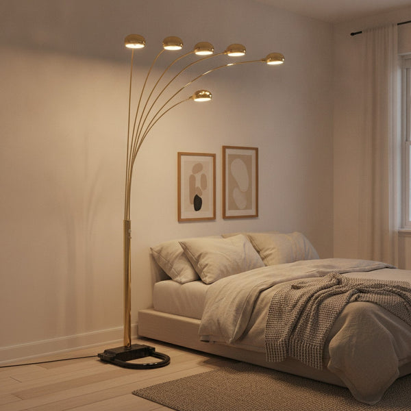 Warm, flattering light