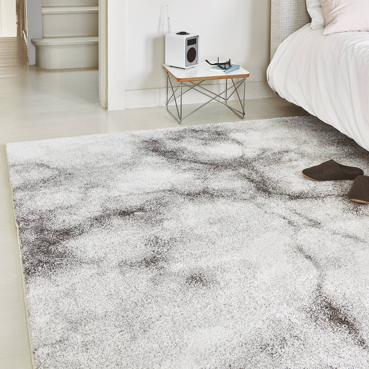 A deep shaggy pile — Shaggy Abstract Polypropylene Living Room Rug — Dream