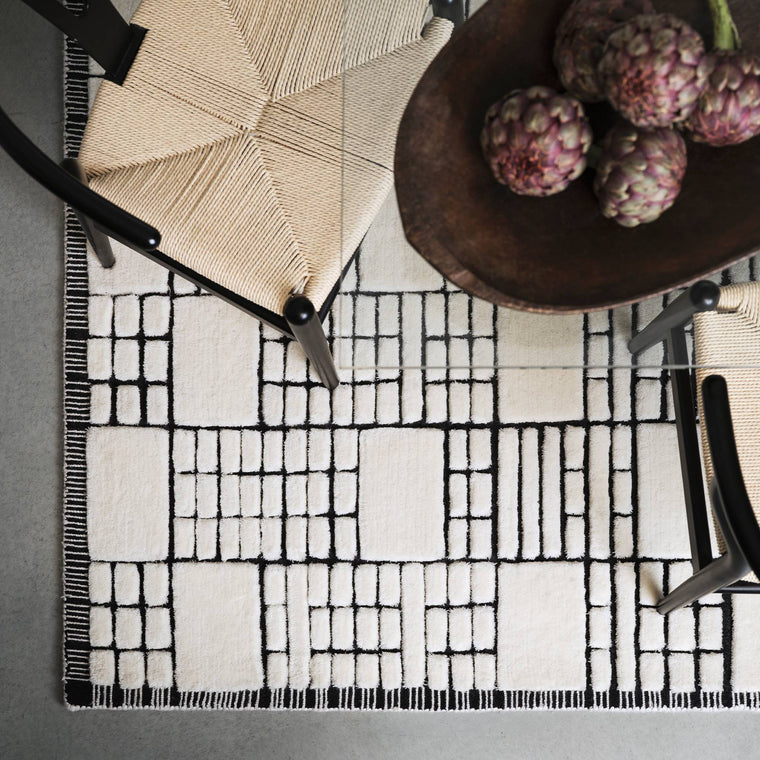 Hand tufted in India — Geometric Wool Living Room Rug — Hand Tufted, Modern, Empire
