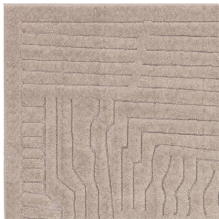 Made from polyester — Geometric Polyester Living Room Rug — High-Low Pile, Modern, Valley
