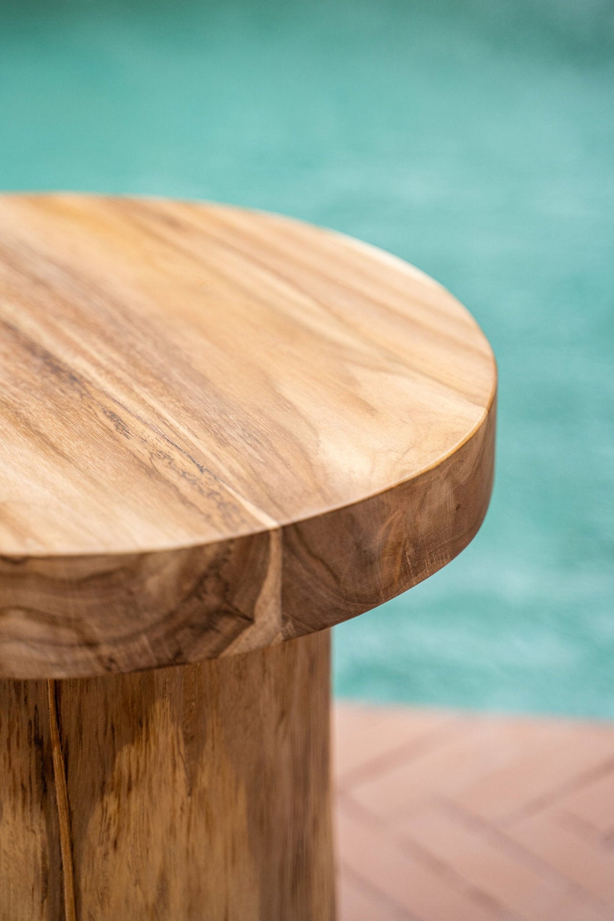 The Inti Side Table