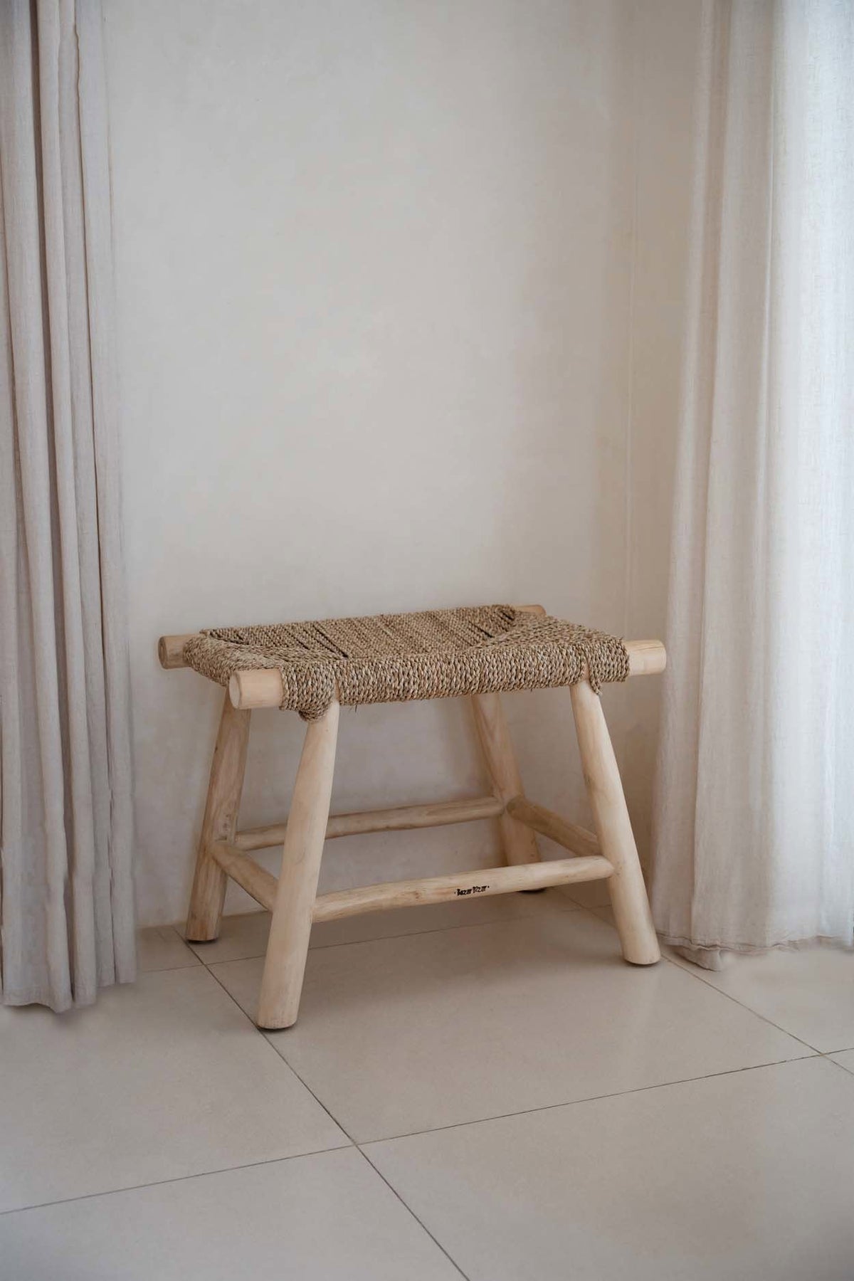 The Porto Seagrass Stool