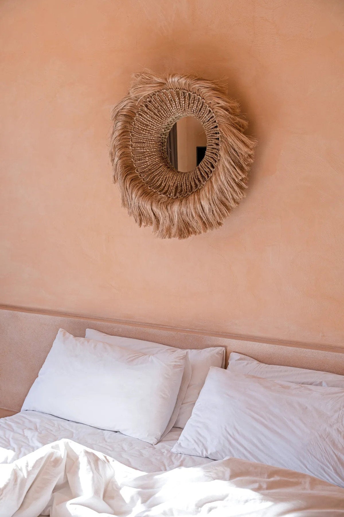 The Abaca Solomon Mirror