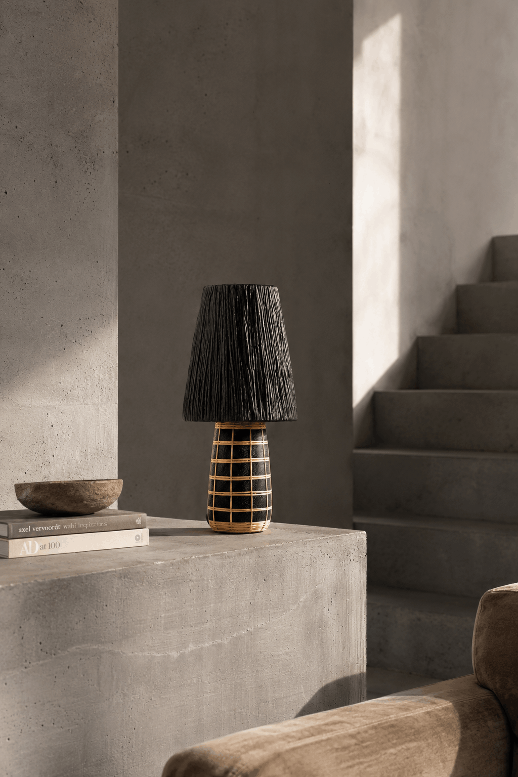 The Naxos Table Lamp