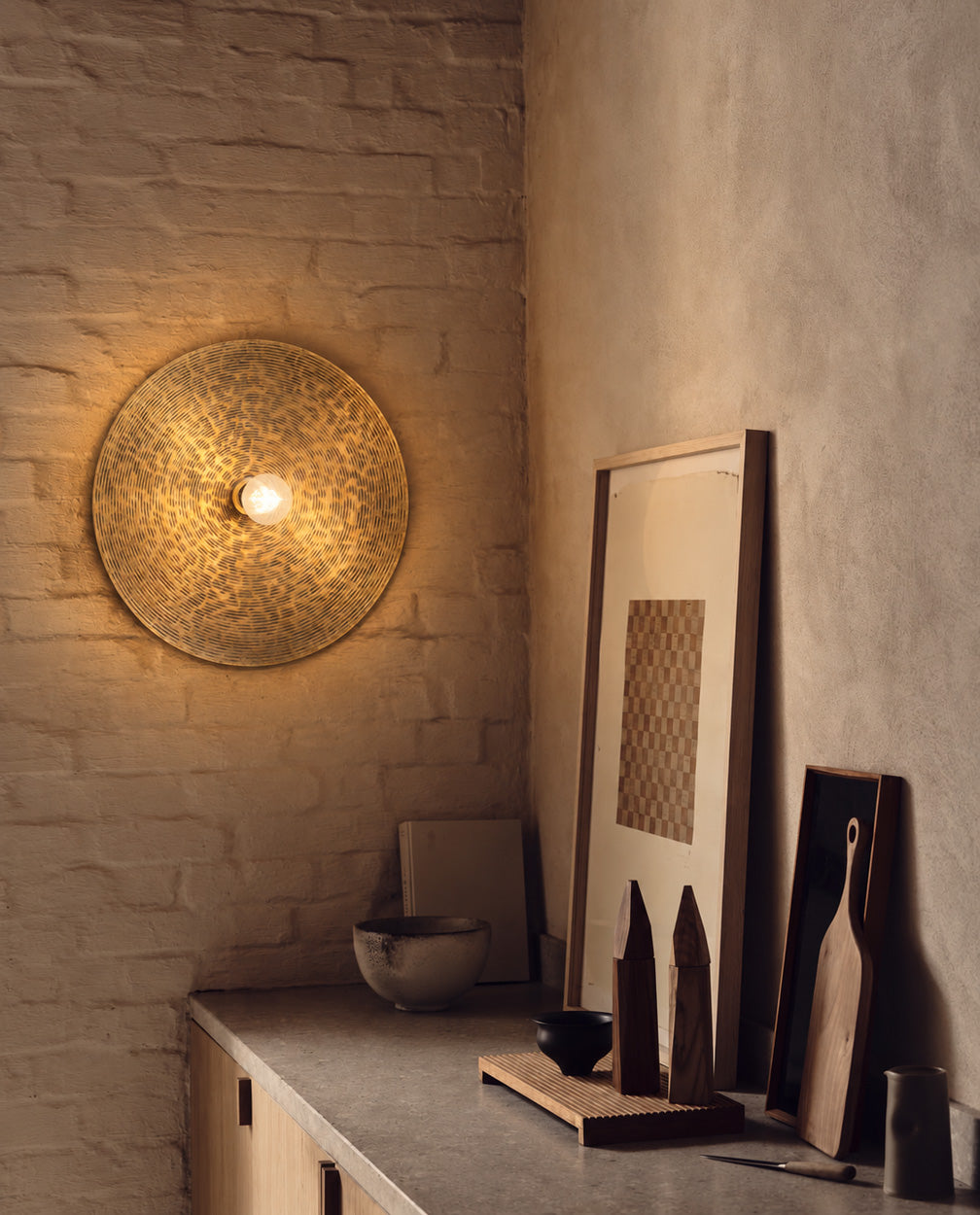 The Full Moon Wall Lamp