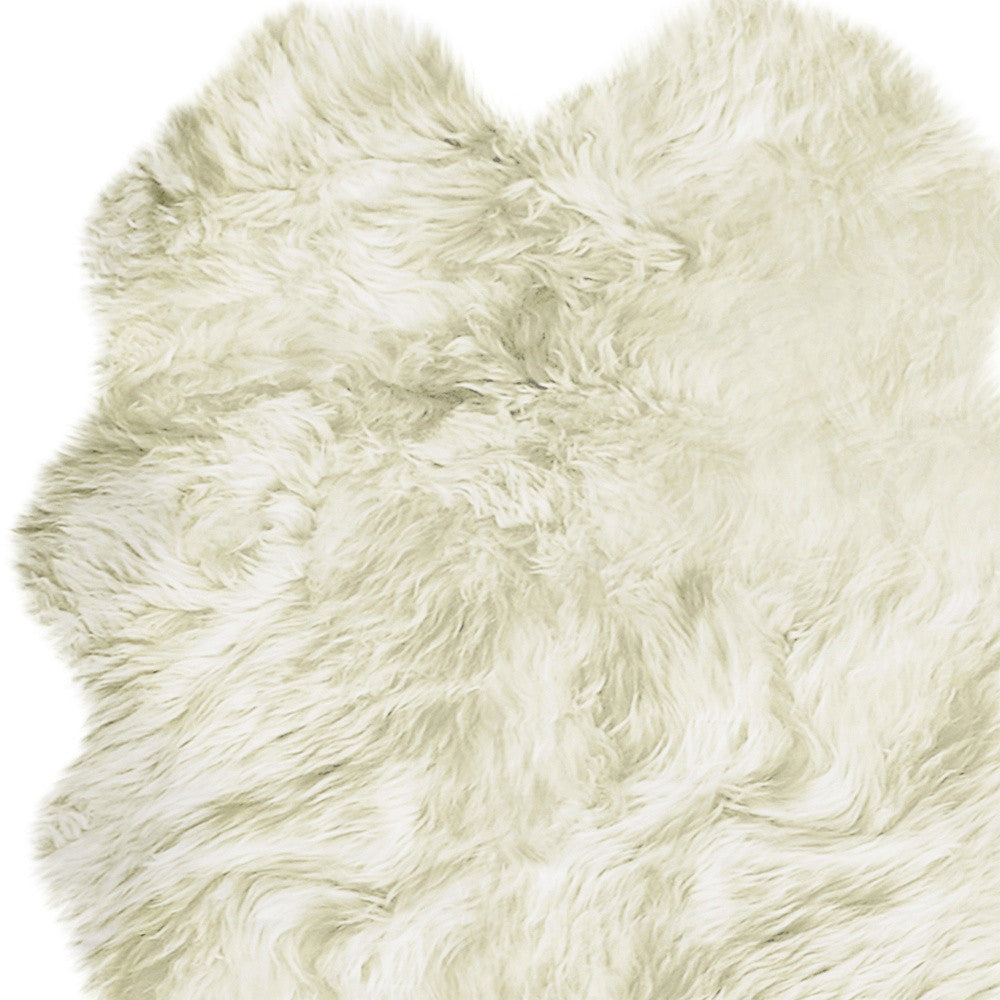 Toison 4' × 6' Handmade Sheepskin Rug — Natural
