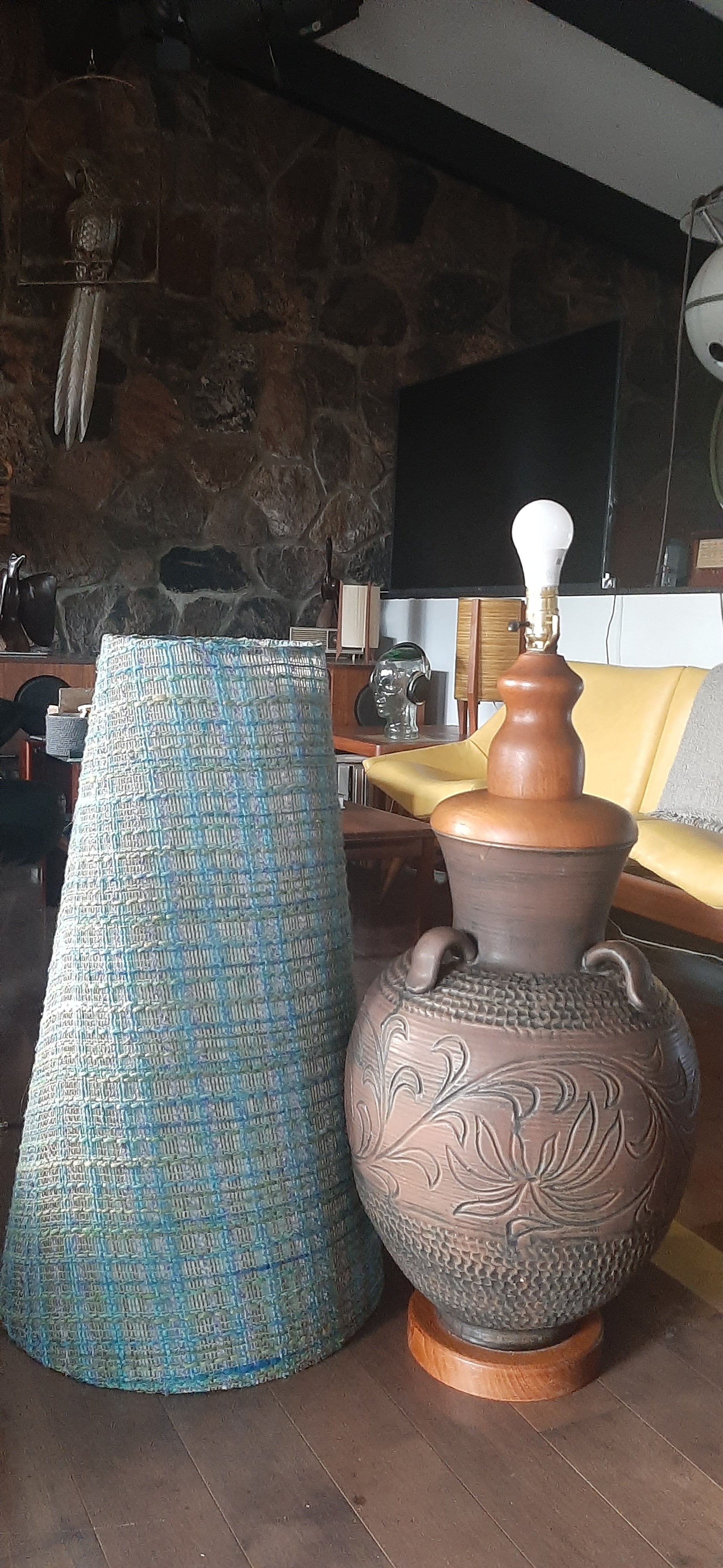 Large Mid Century Modern Ceramic Floor Lamp, H 60" (with lampshade)