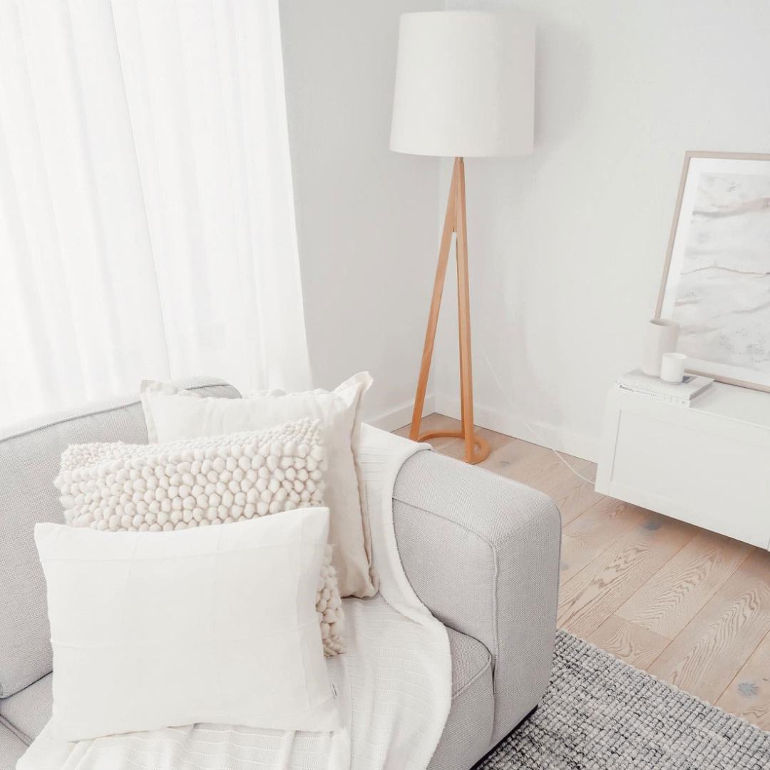 Airam Wooden Floor Lamp