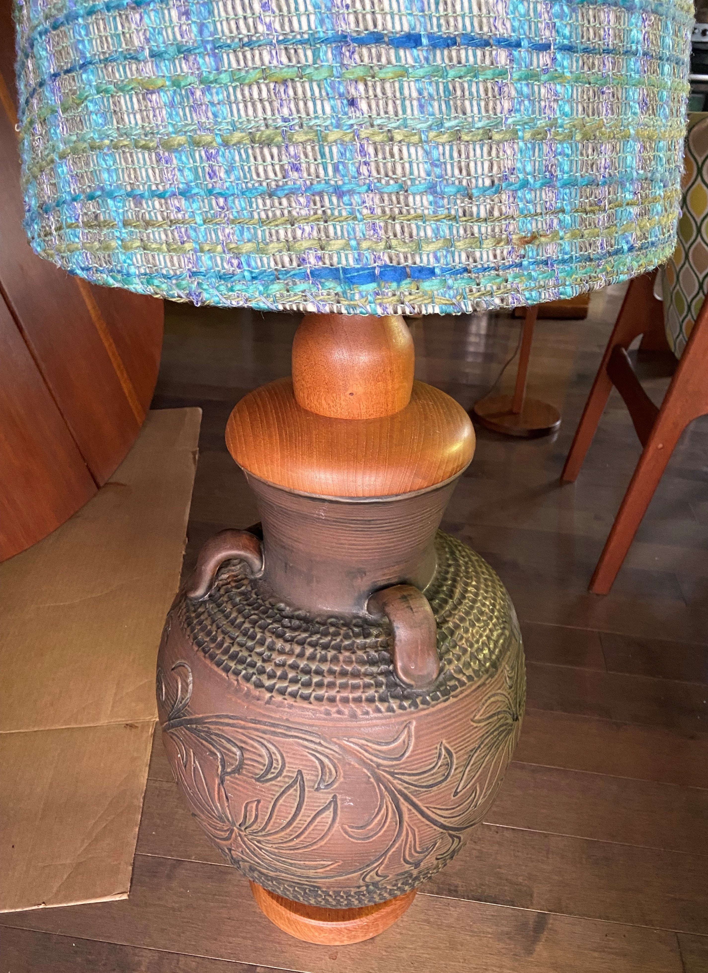 Large Mid Century Modern Ceramic Floor Lamp, H 60" (with lampshade)