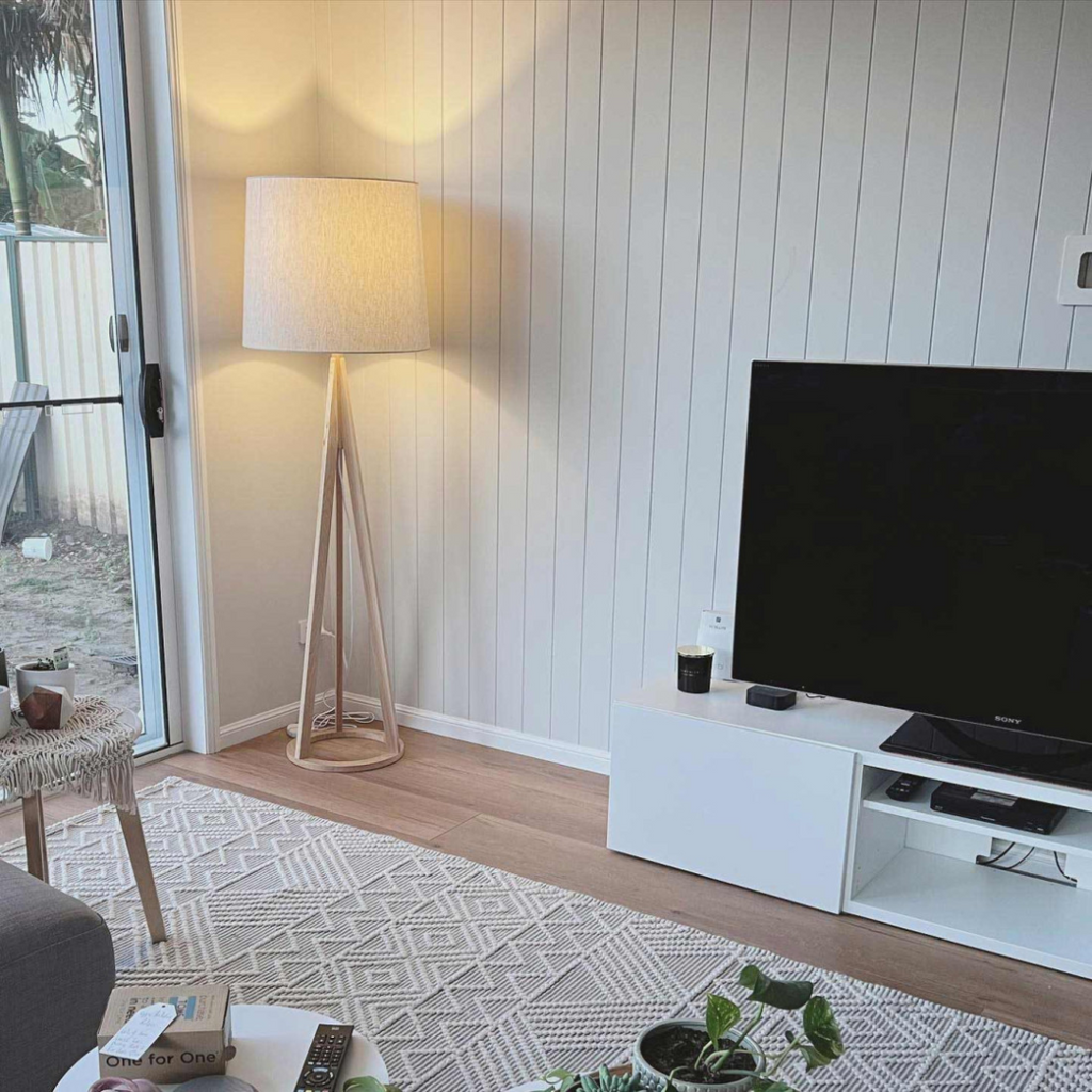 Airam Wooden Floor Lamp