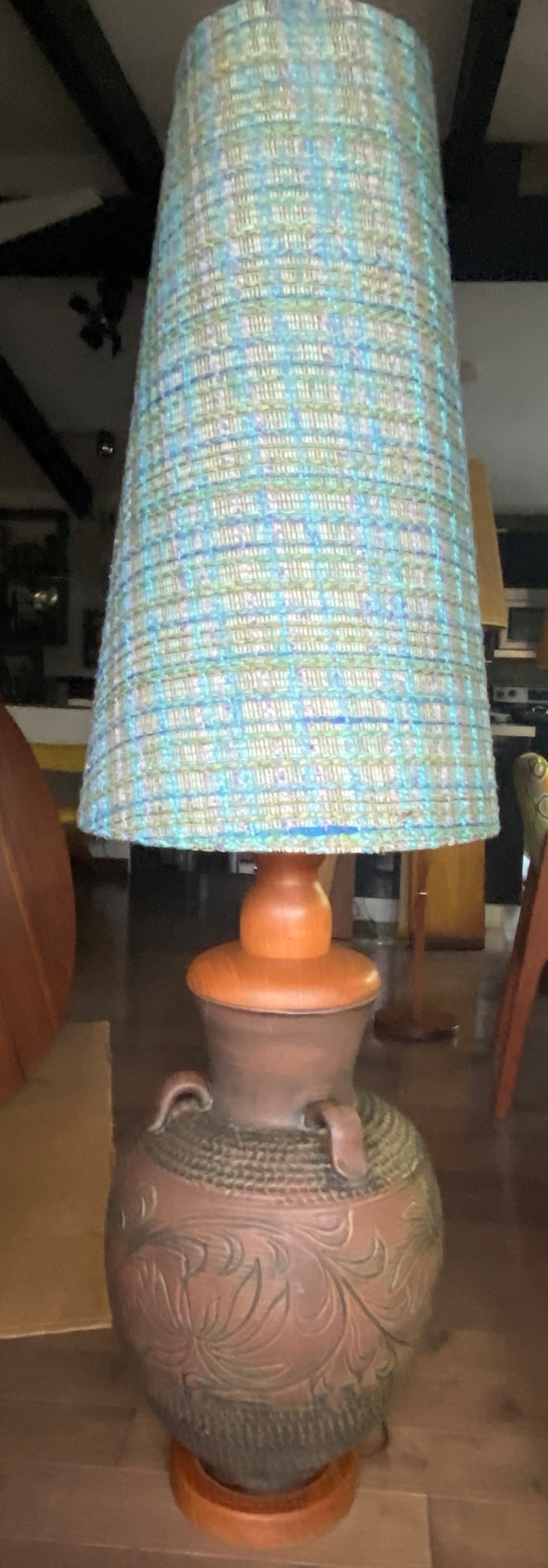 Large Mid-Century Modern Floor Lamp, H 60" (with lampshade)