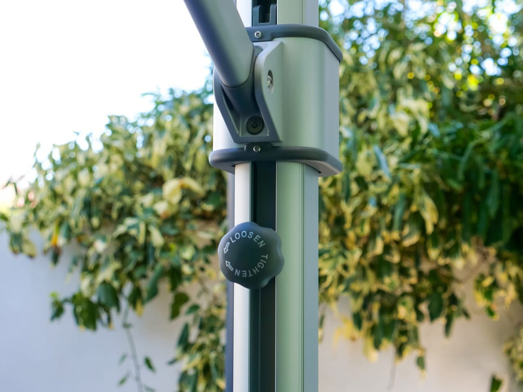 Instashade Aurora 2.5m Square Cantilever Parasol