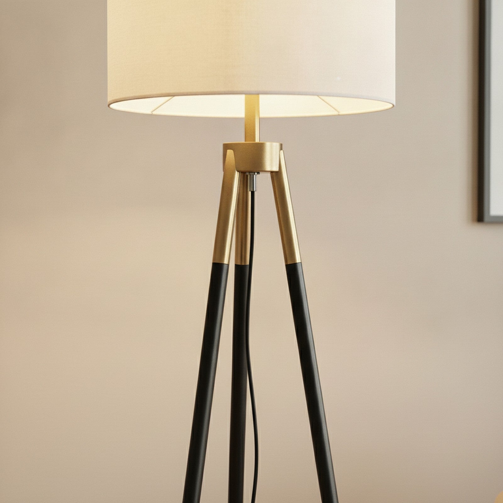 Sway Brassed Gold Floor Lamp with On/Off Switch Triple Legs  — detail — Maison Bruxelle