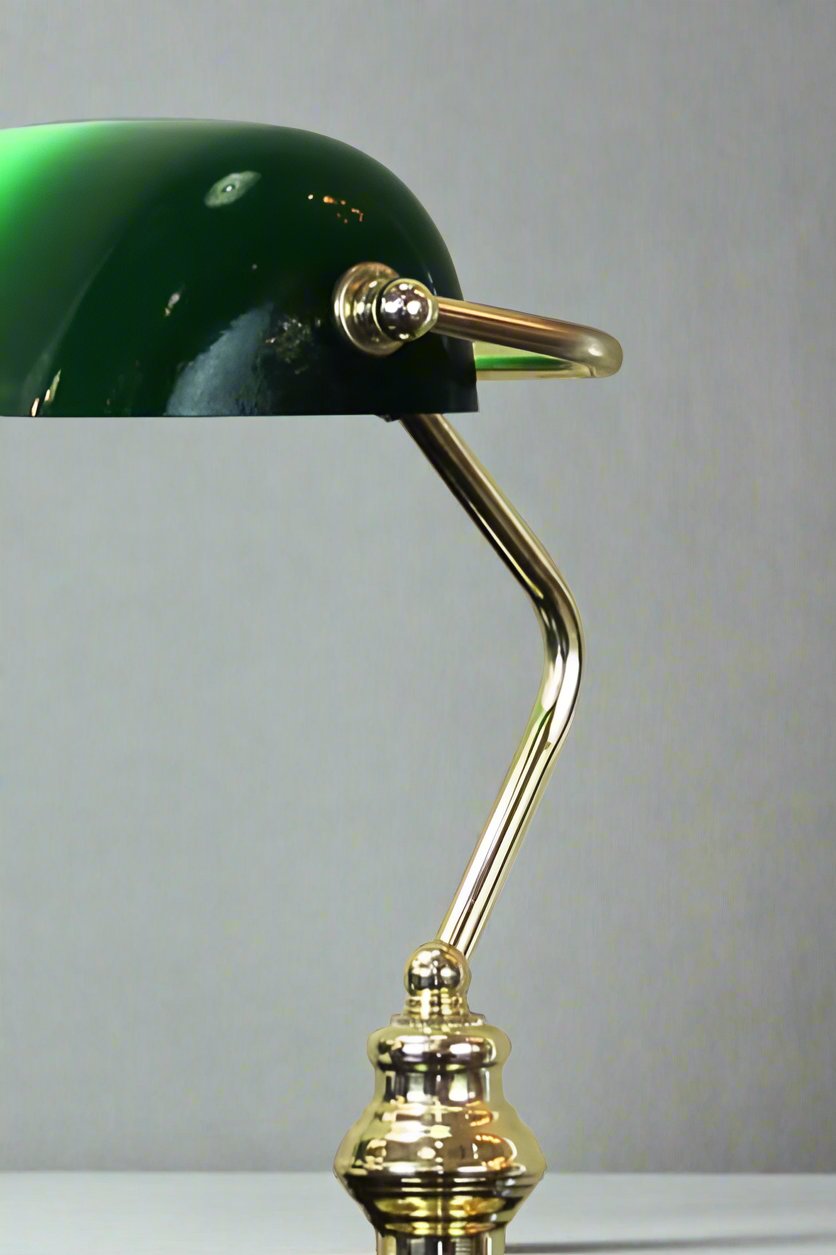 Bankiera Desk Lamp