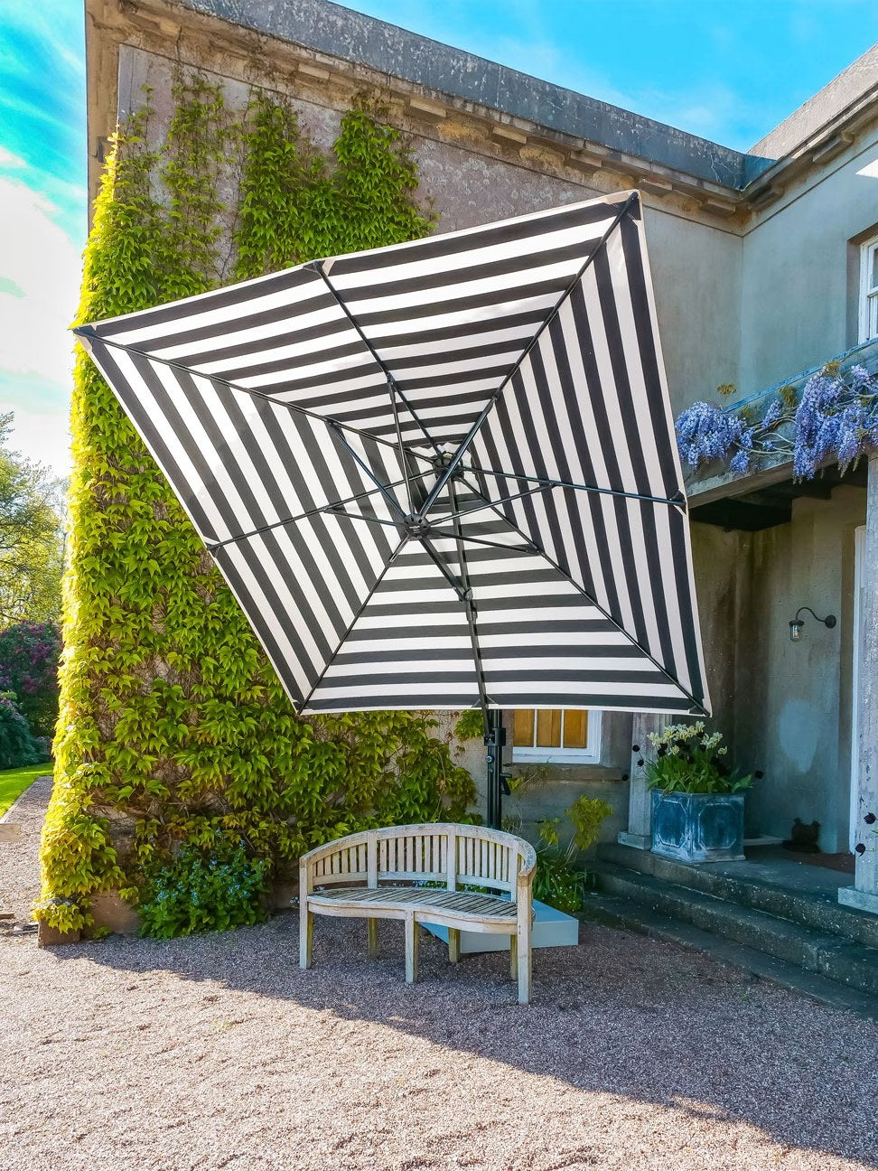 Instashade Eclipse 3m Square Cantilever Parasol