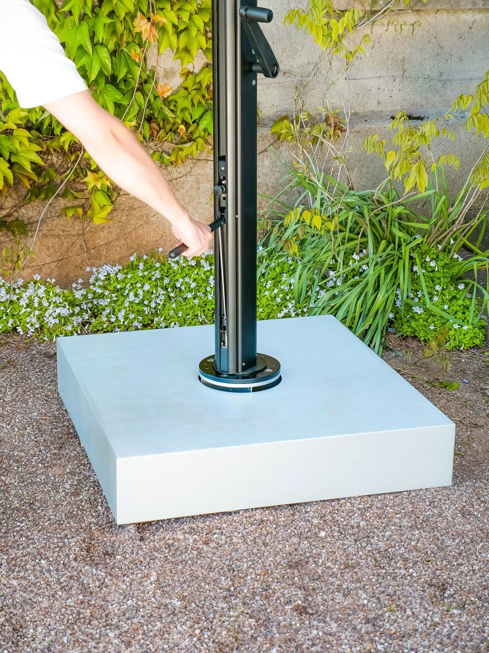 Instashade Eclipse 3m Square Cantilever Parasol