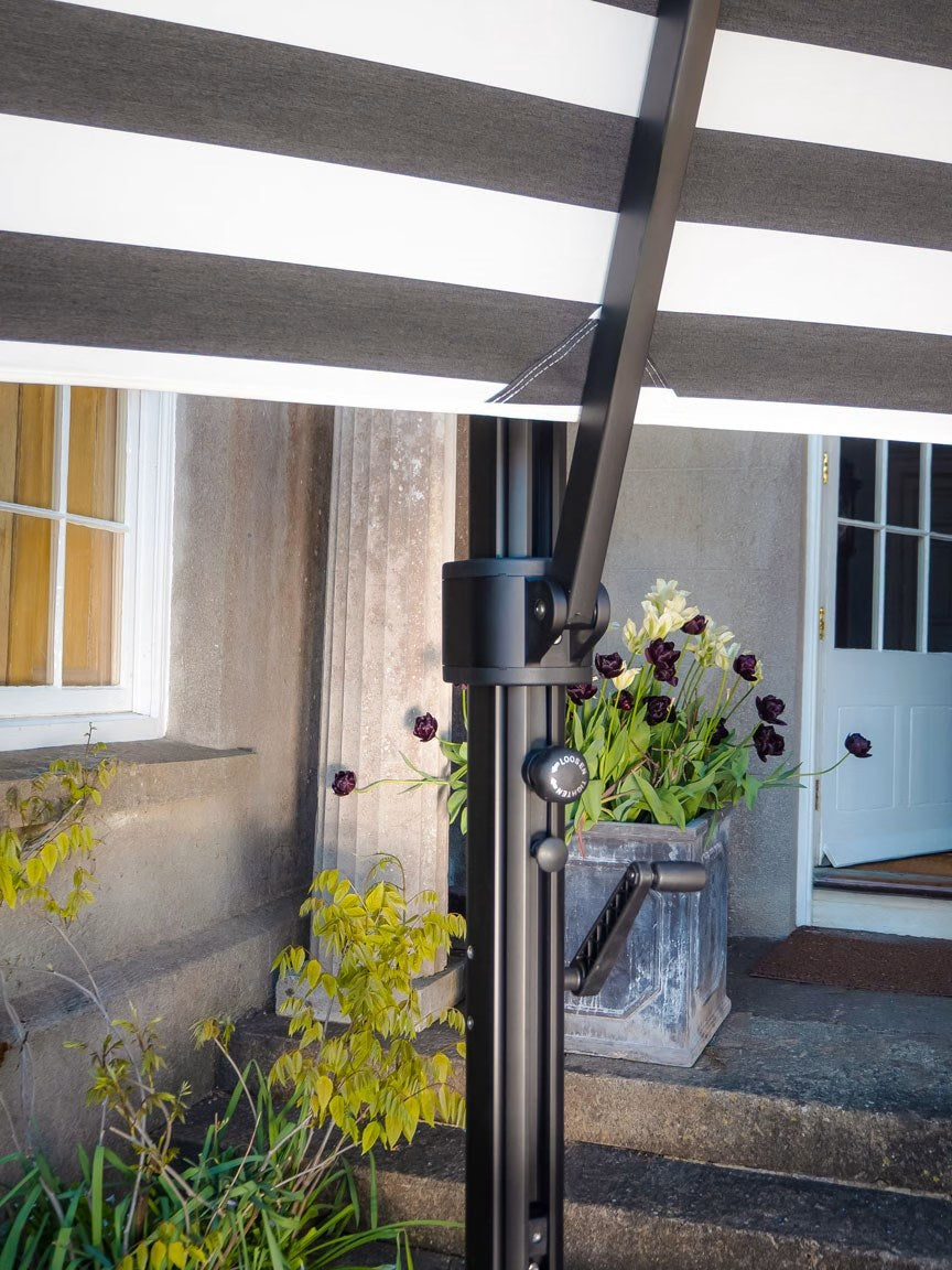 Instashade Eclipse 3m Square Cantilever Parasol