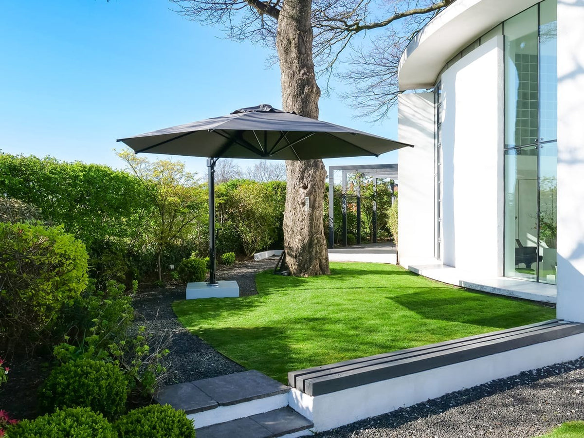 Instashade Eclipse 4m Octagonal Cantilever Parasol