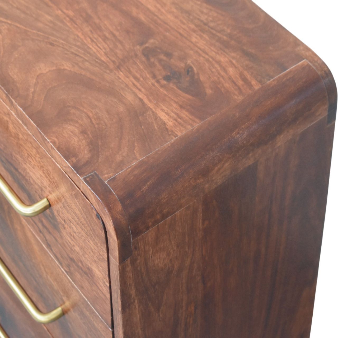 Auvergne Chest
