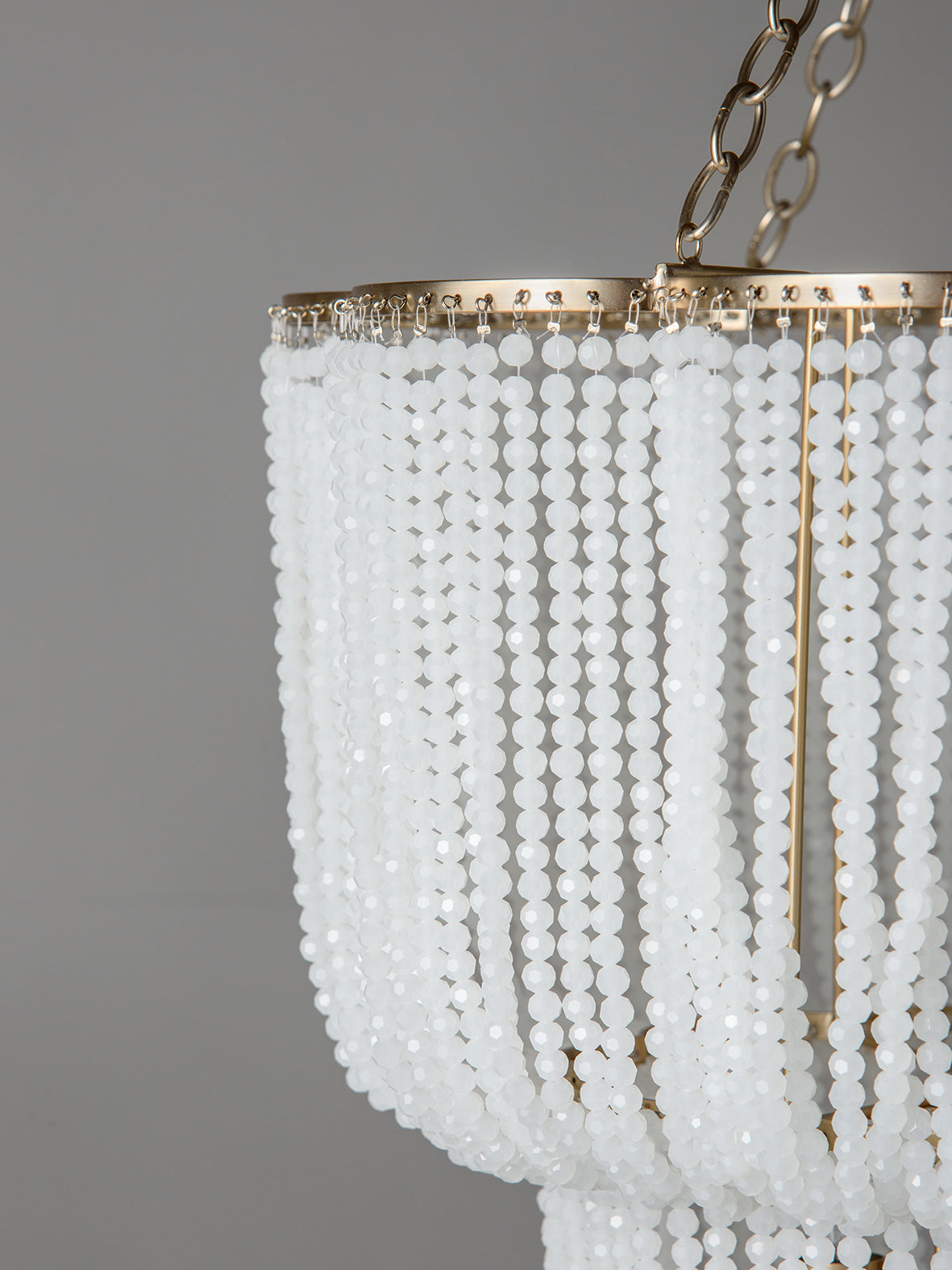 Pello - Chandelier with 4 White Wavy Shades