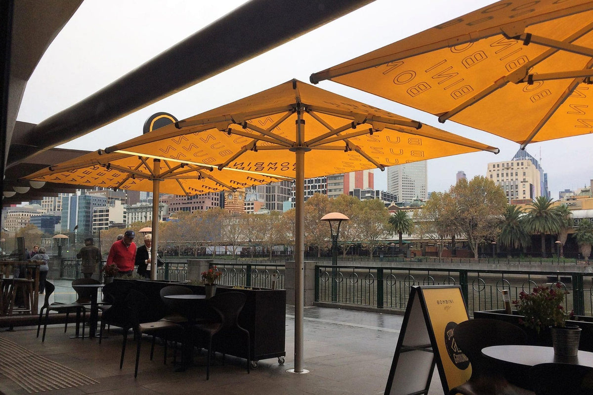 Instashade Nova 4m x 3m Rectangular Centre Post Parasol