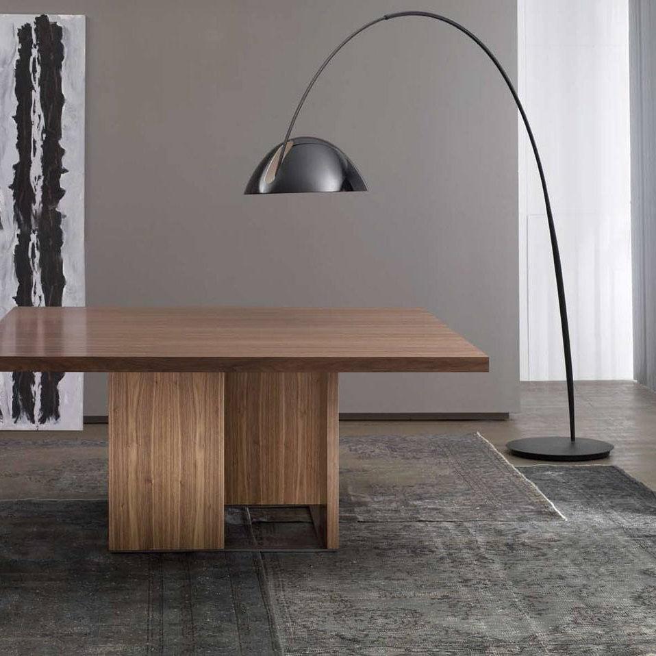 Frische Arc Floor Lamp