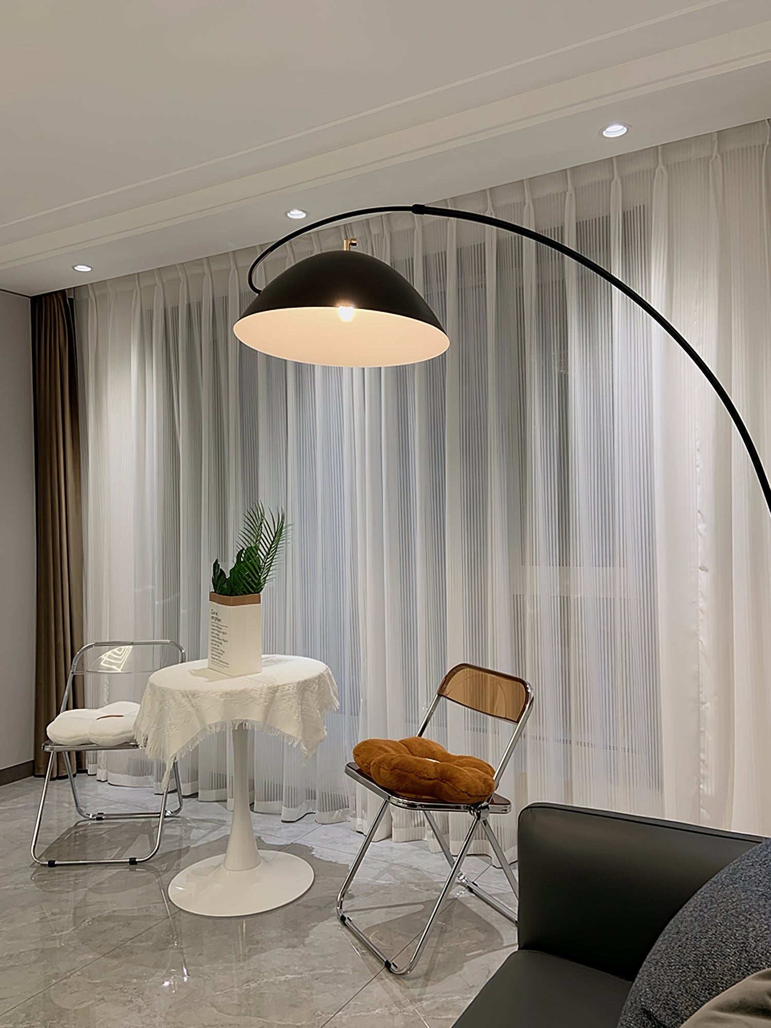 Frische Arc Floor Lamp