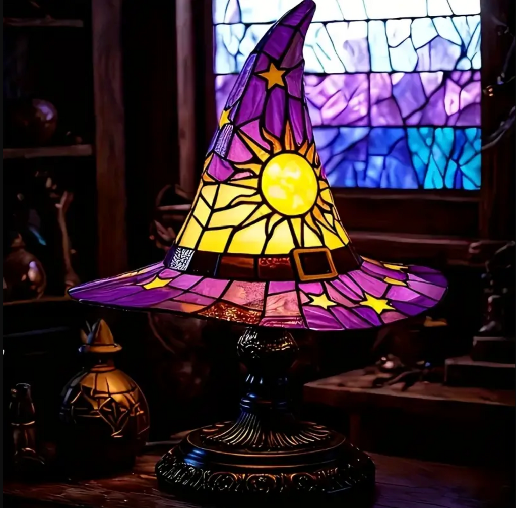 MystiHat – Lamp with Enchanted Glow