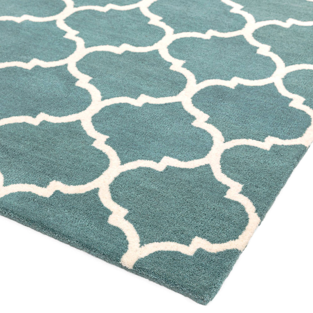 Albany Rug styled in a living room