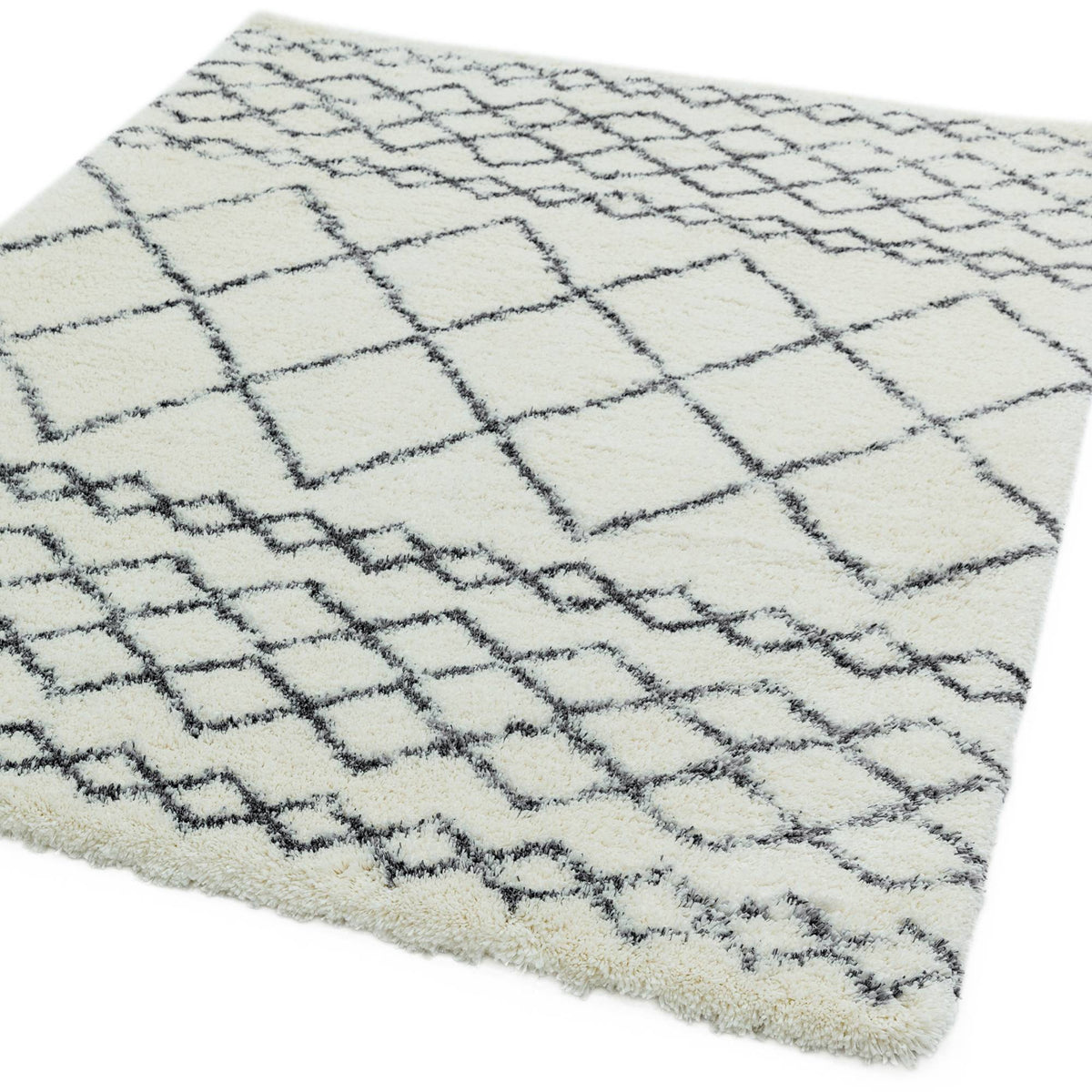 Alto Rug styled in a living room