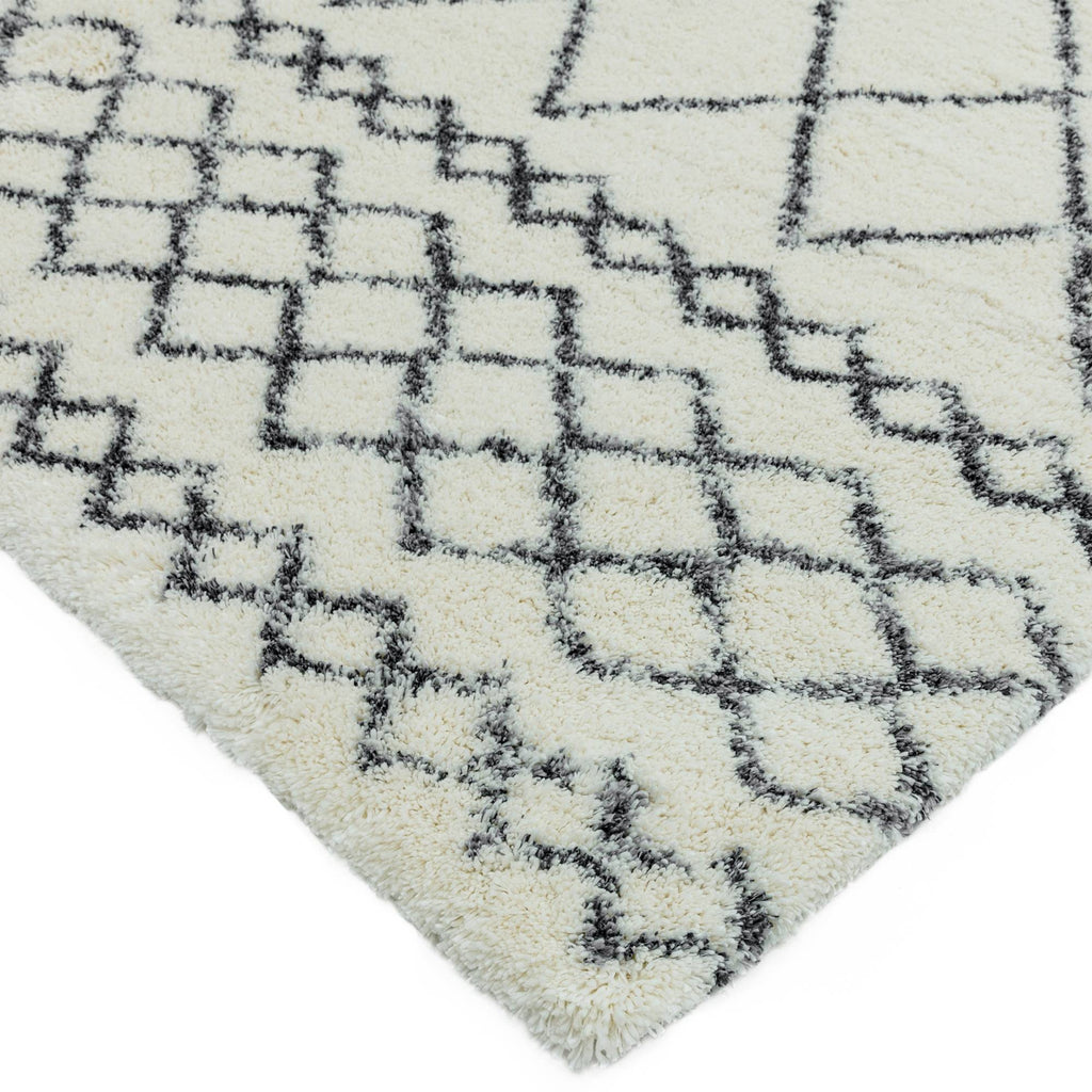 Alto Rug styled in a living room
