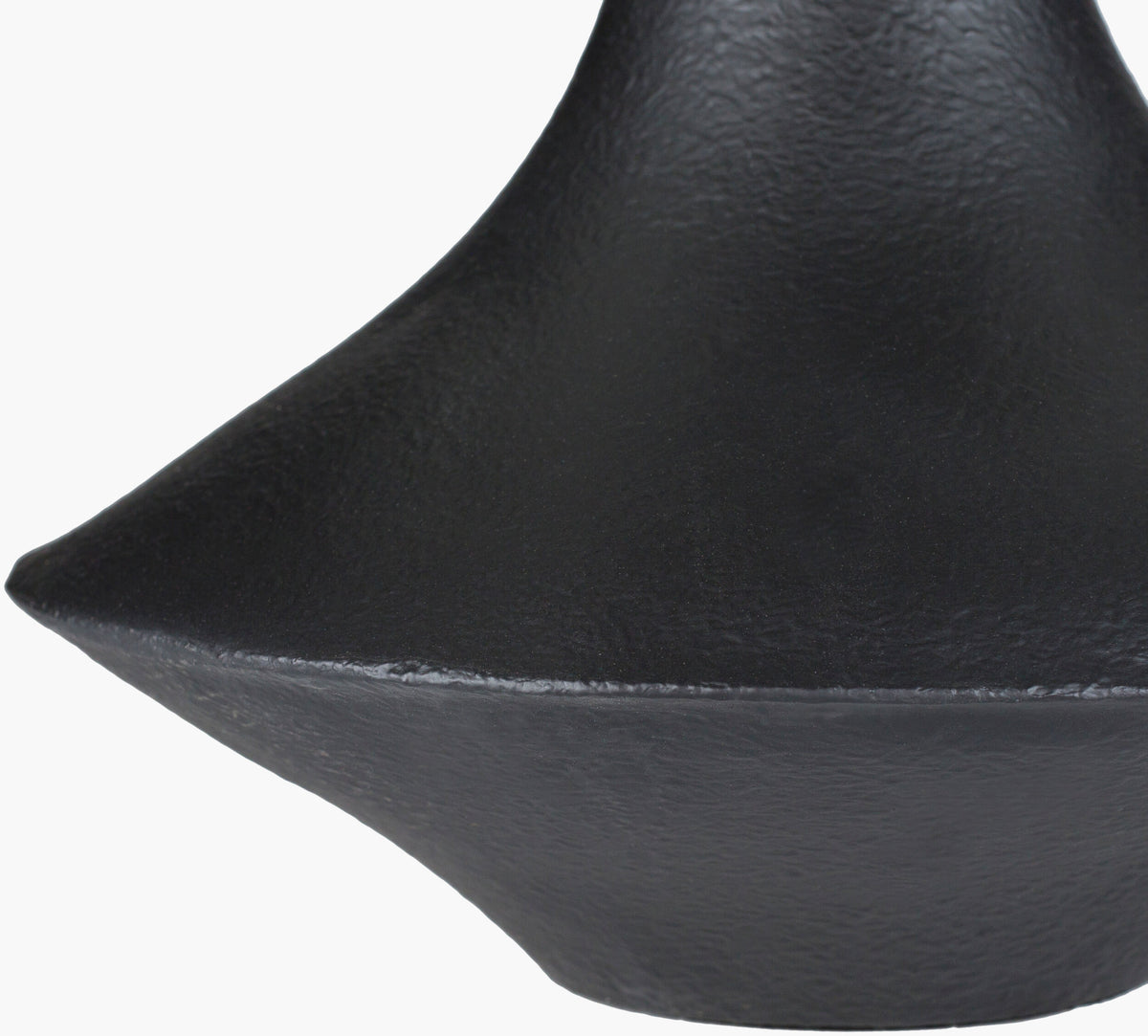Bryant 23" Resin Table Lamp, Plaster Black