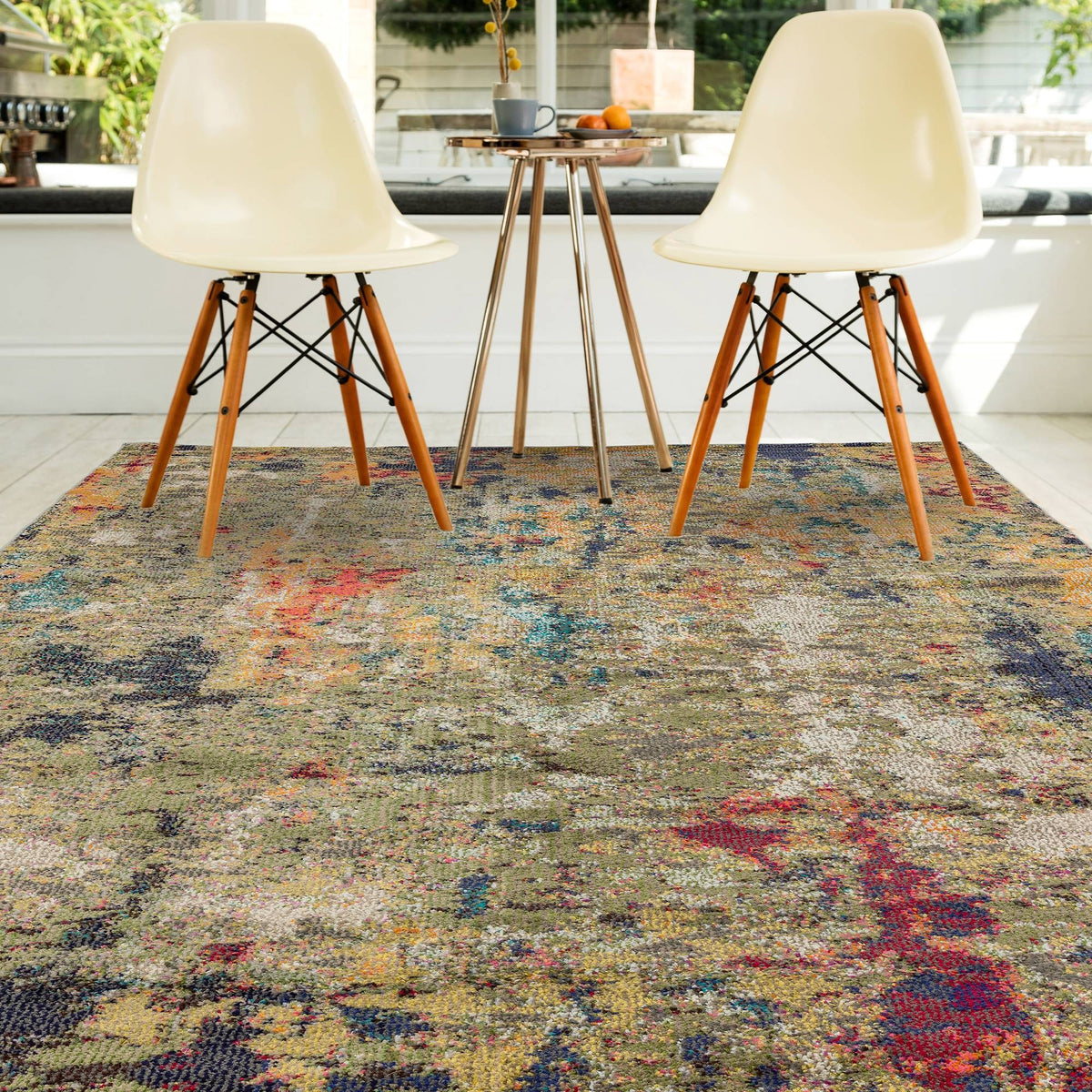 Colores Cloud Rug styled in a living room
