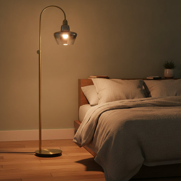 Warm, flattering light