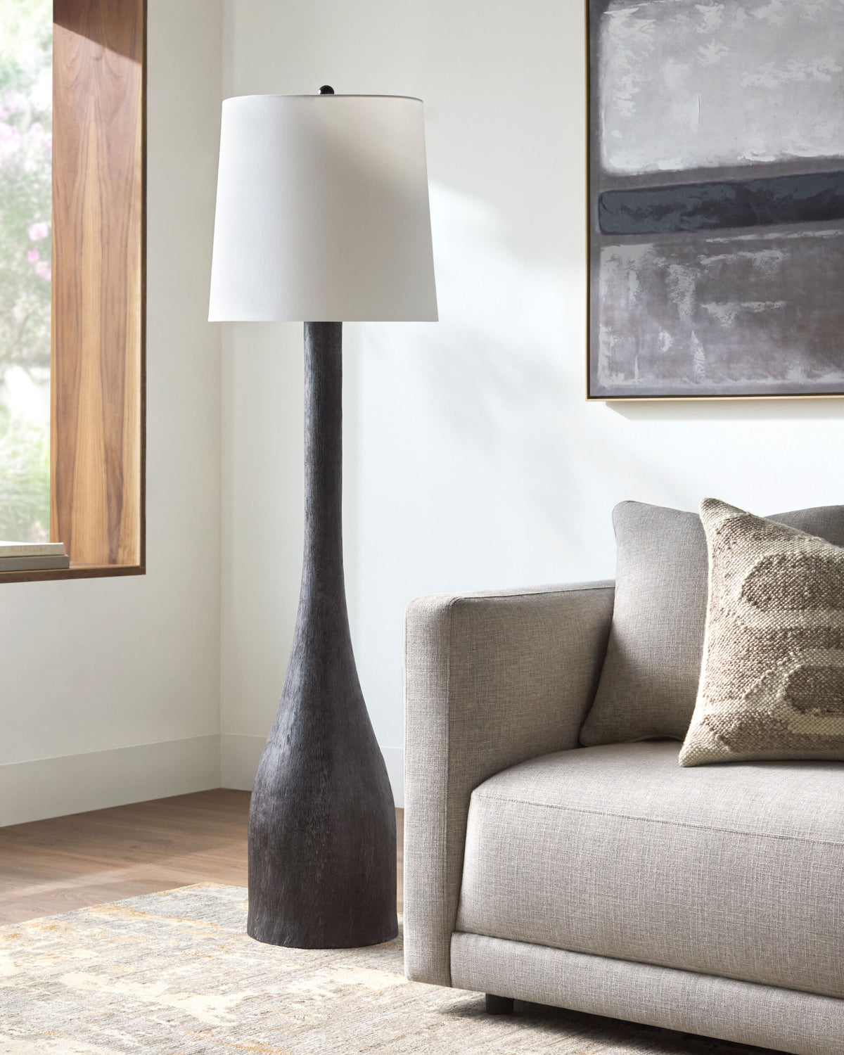 Fonce 68" Resin Floor Lamp, Painted Black (FCE-002)
