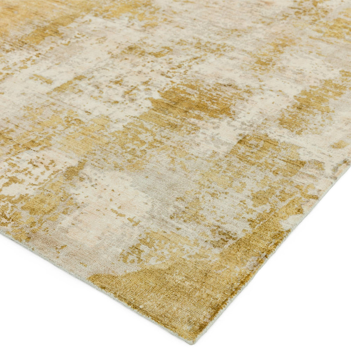 Gatsby Rug styled in a living room