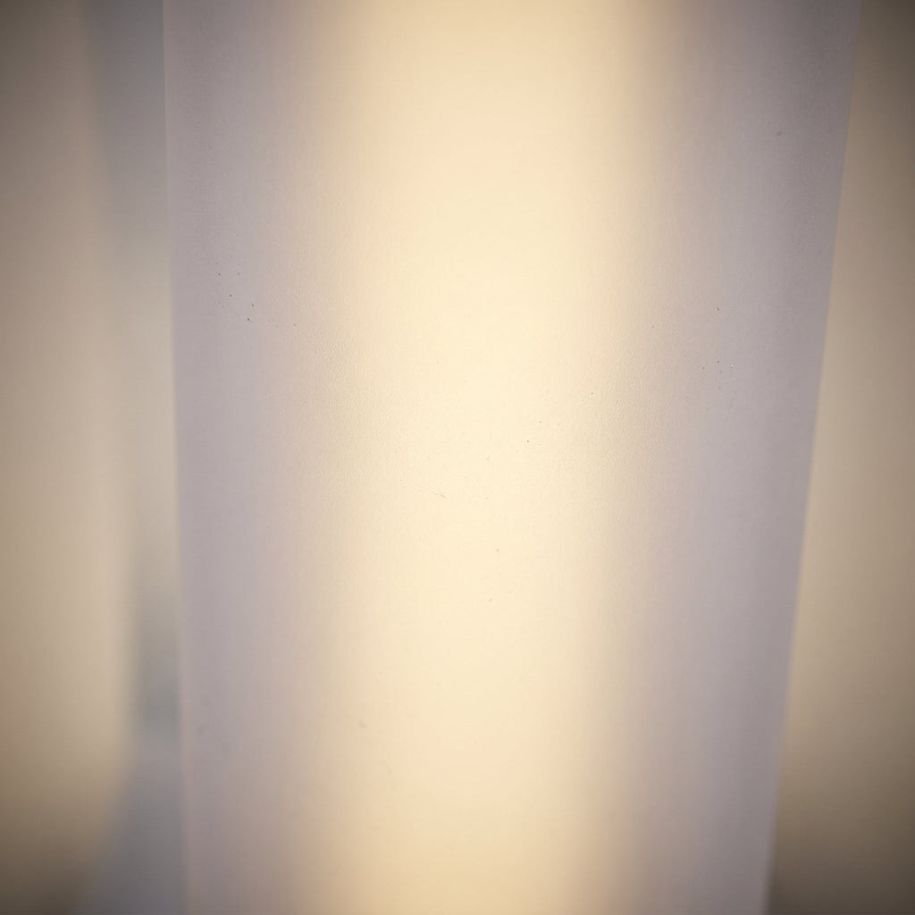 Outdoor Rechargeable LED Floor Lamp - Detail