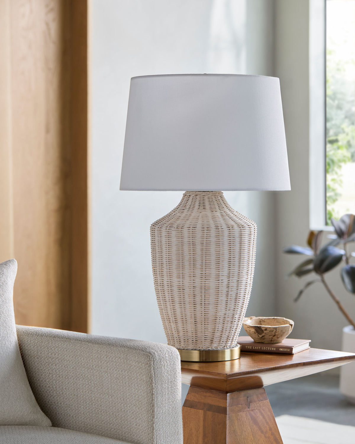 Isola 28" Rattan Table Lamp, Natural Wheat