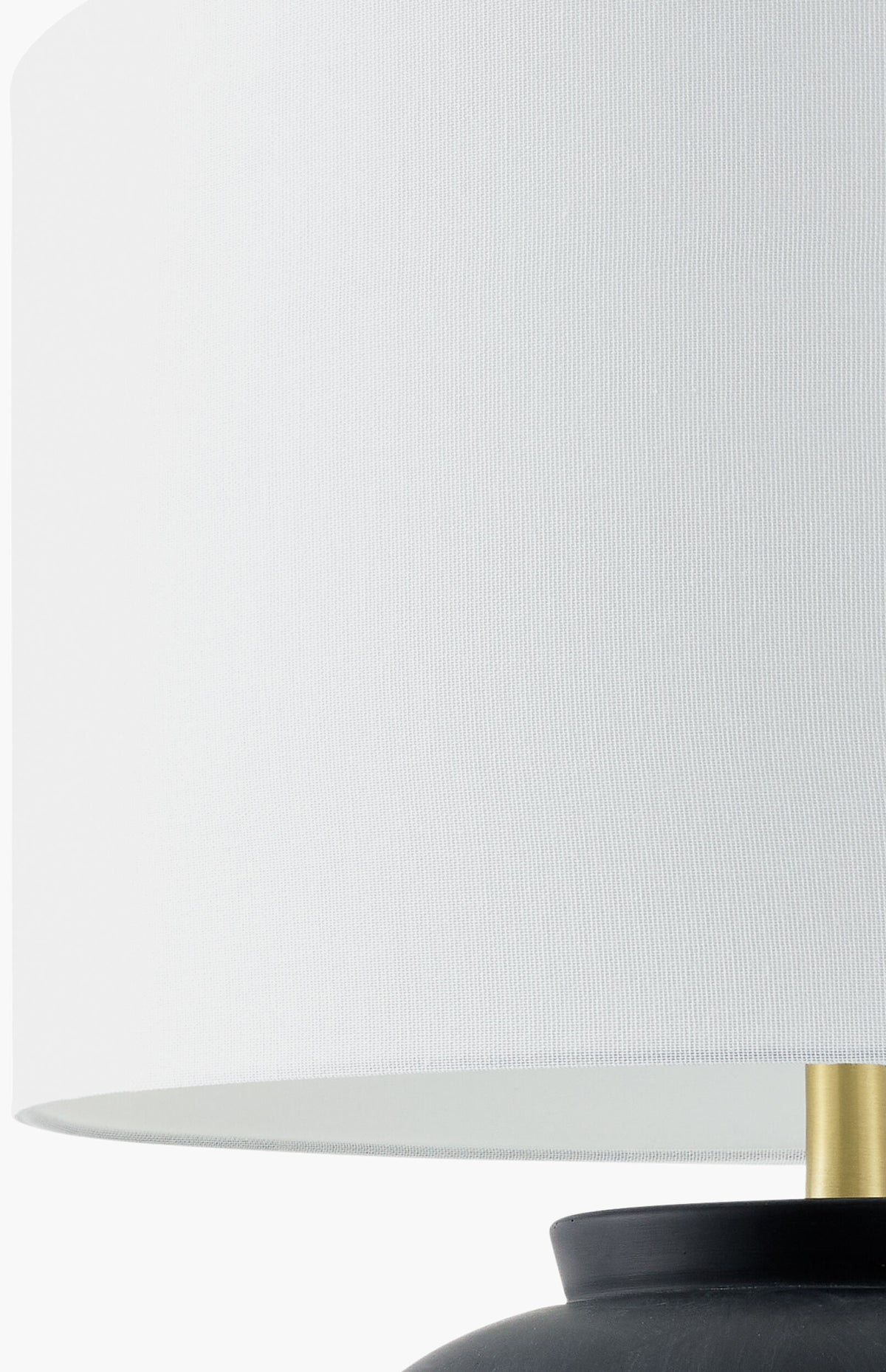 Lucero 30" Ceramic Table Lamp, Painted Black (LUO-004)