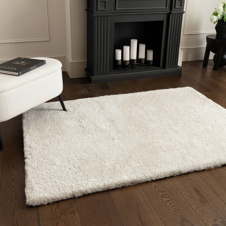 A deep shaggy pile — Shaggy Polyester Living Room Rug — Hand Tufted, Opulence