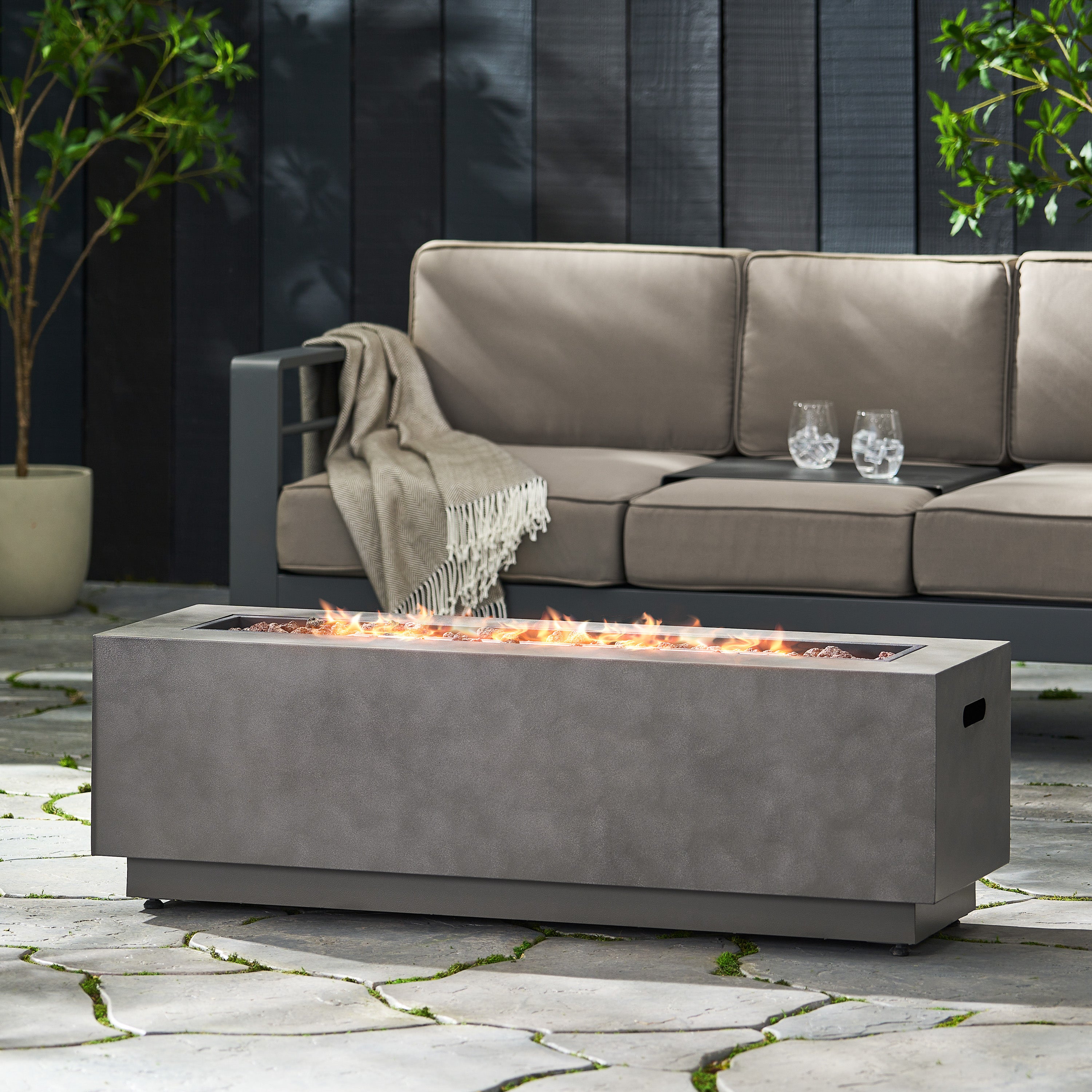 Rectangular IRON FIRE PIT -50 000 BTU WITH TANK Holder