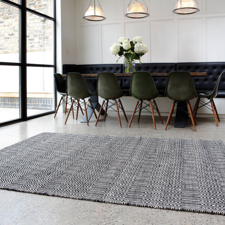 Woven in pure wool — Geometric Wool Living Room Rug — Flatweave, Hand Woven, Sloan
