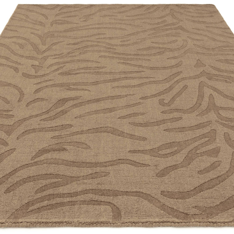 Cut-and-loop pile, 8 mm — Animal Wool Living Room Rug — High-Low Pile, Hand Woven, Tigra